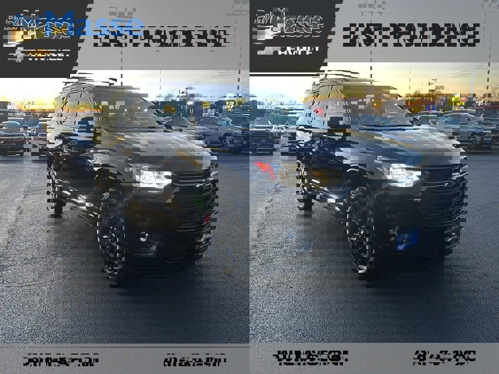 Used 2021 Chevrolet Traverse Premier w/ Redline Edition image 3