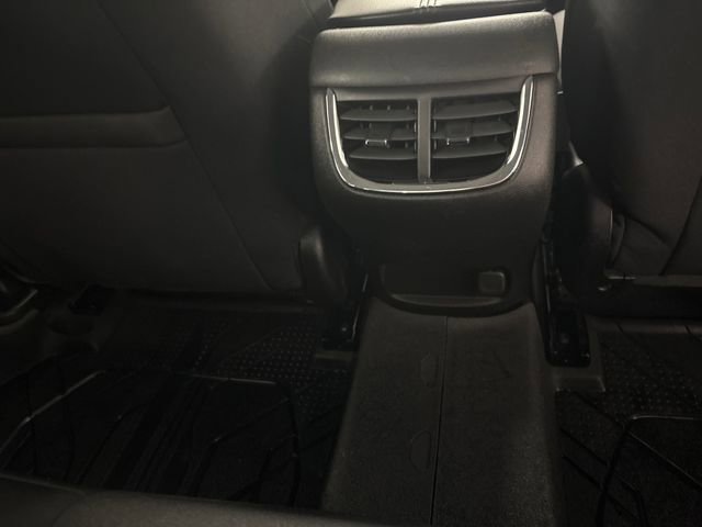 Used 2022 Chevrolet Malibu LT image 23