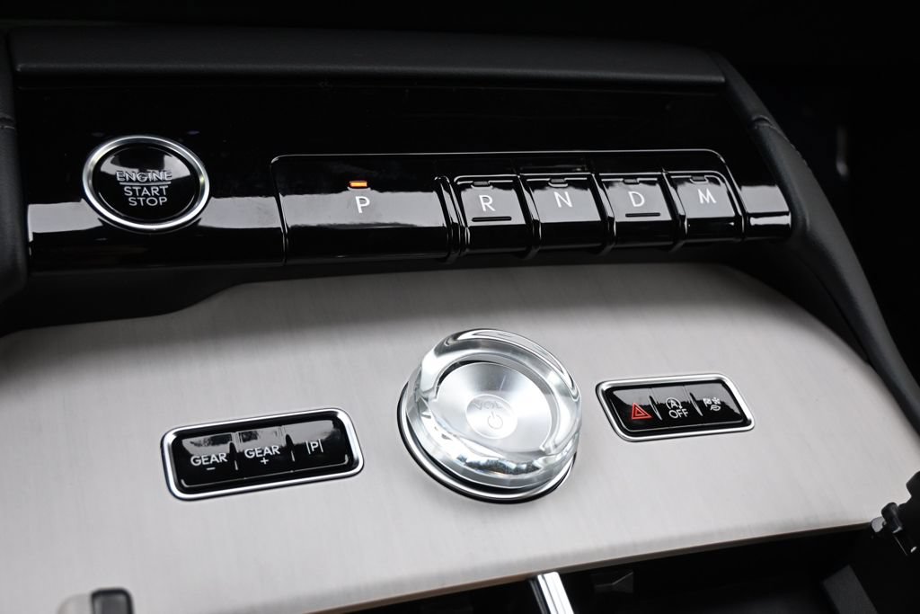 New 2027 Lincoln Navigator Reserve w/ Jet Appearance Package AWD/4WD image 28