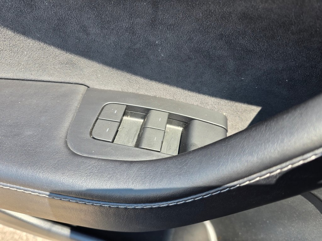 Used 2022 Tesla Model 3 Performance AWD/4WD image 21