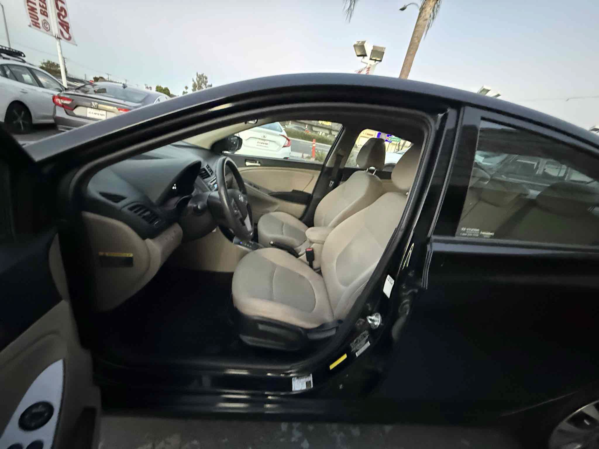Used 2017 Hyundai Accent Value Edition FWD image 55