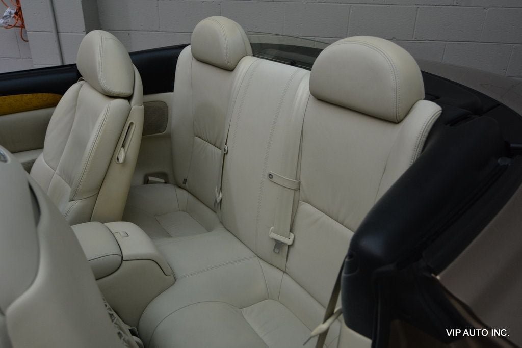 Used 2004 Lexus SC 430 Convertible RWD image 26