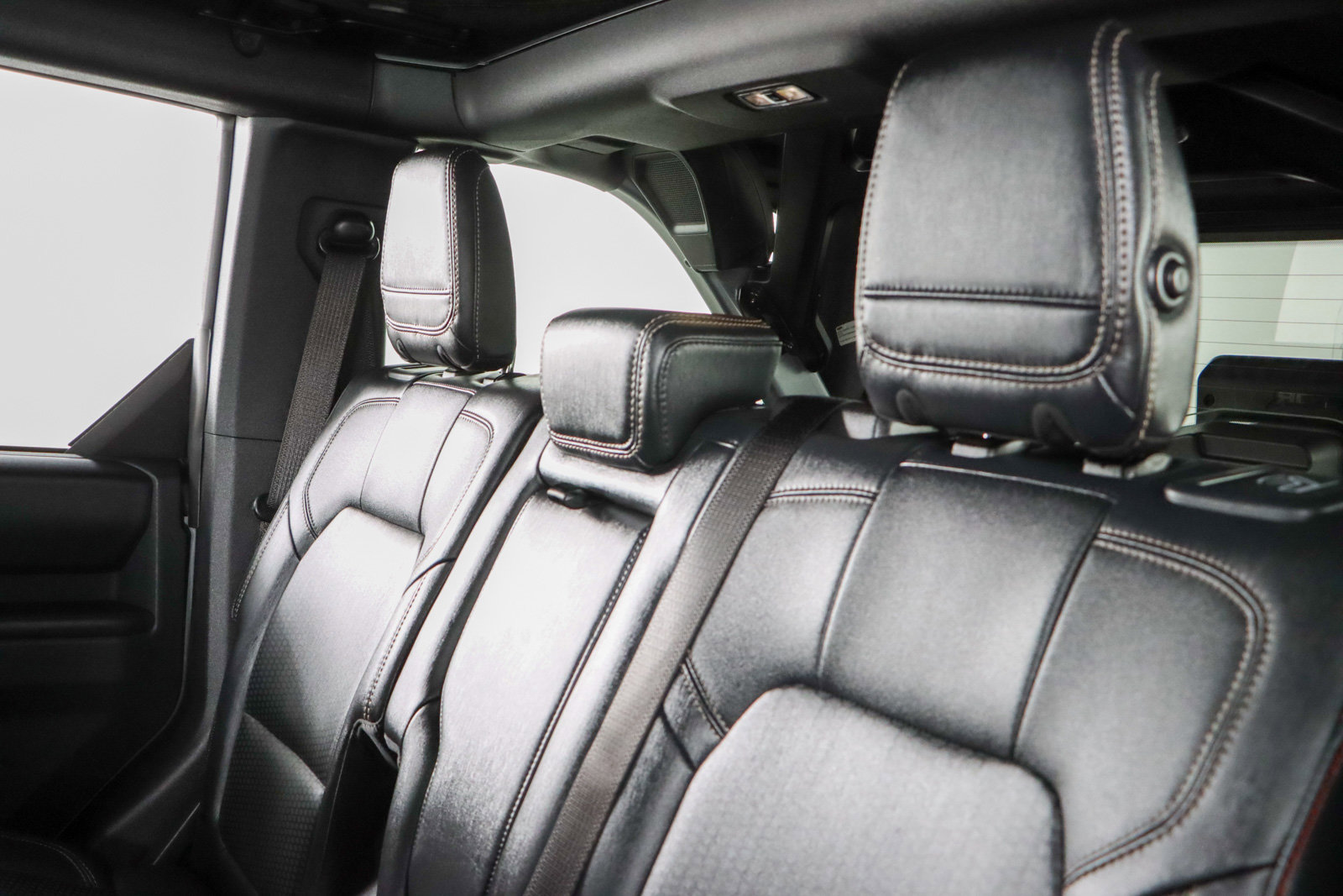 Used 2024 Ford Bronco Raptor w/ Interior Carbon Fiber Pack 6 image 25