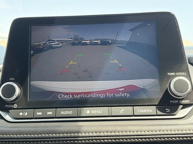 Used 2024 Nissan Rogue S AWD/4WD image 41