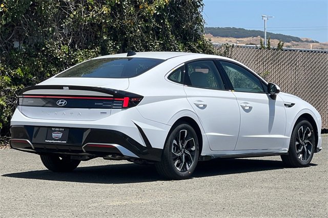 New 2025 Hyundai Sonata SEL image 6