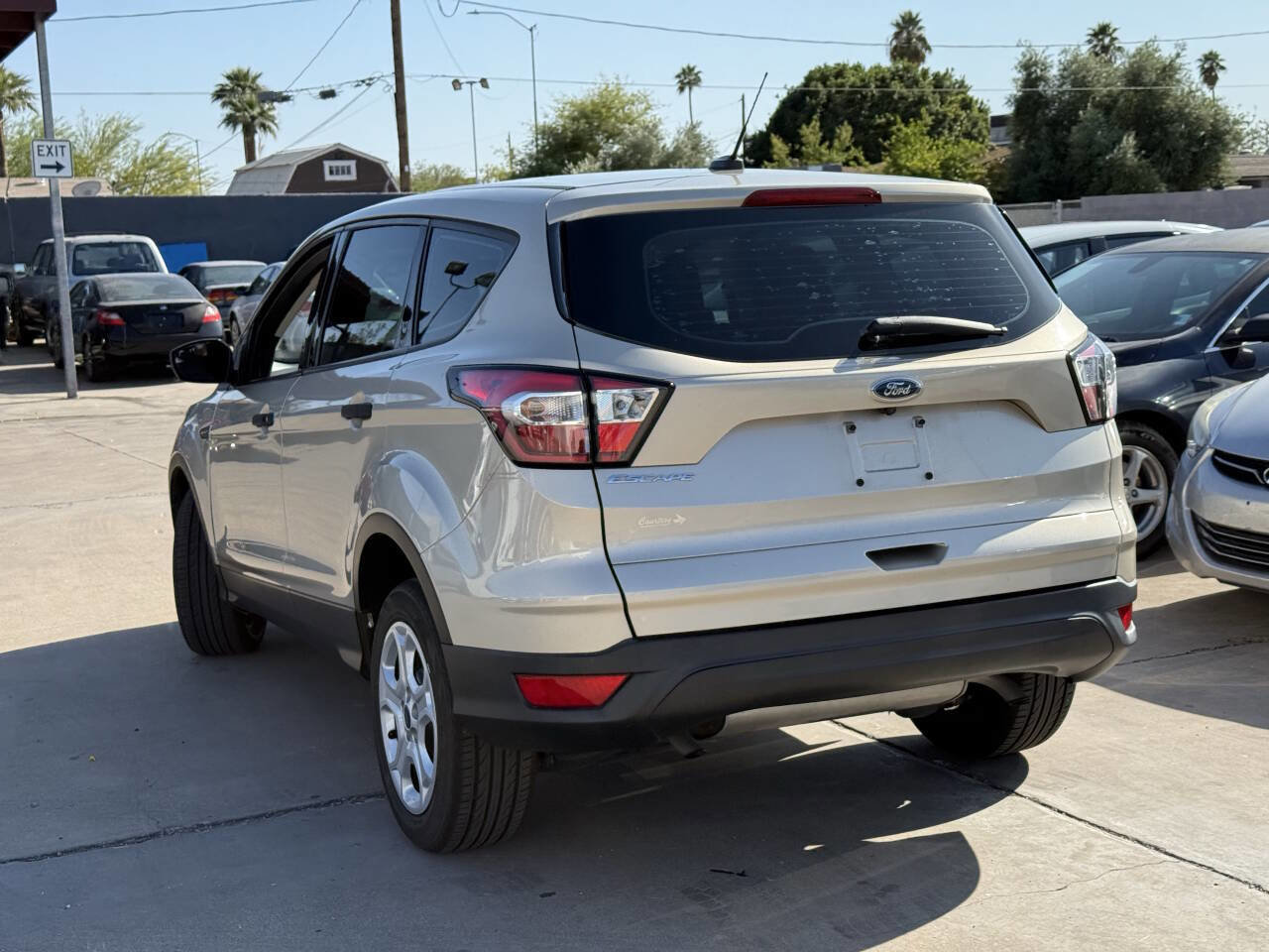 Used 2018 Ford Escape S image 8