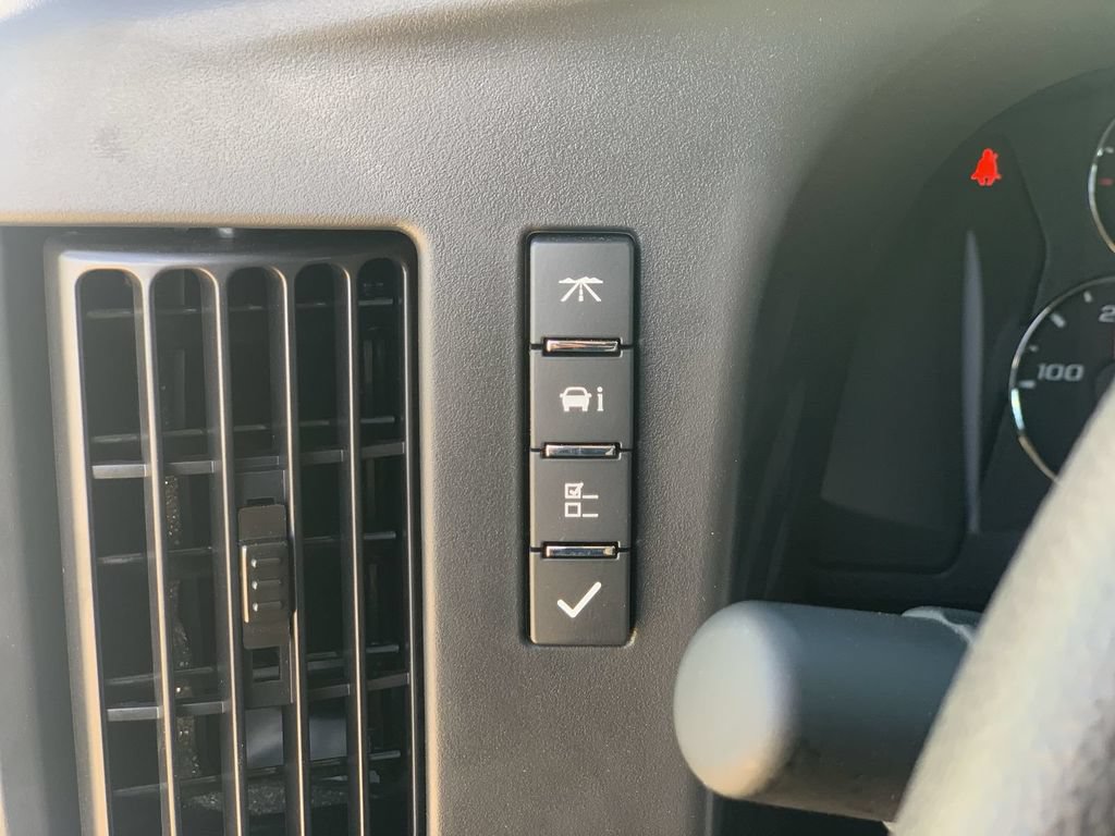 New 2026 Chevrolet Express 2500 w/ Driver Convenience Package RWD image 19
