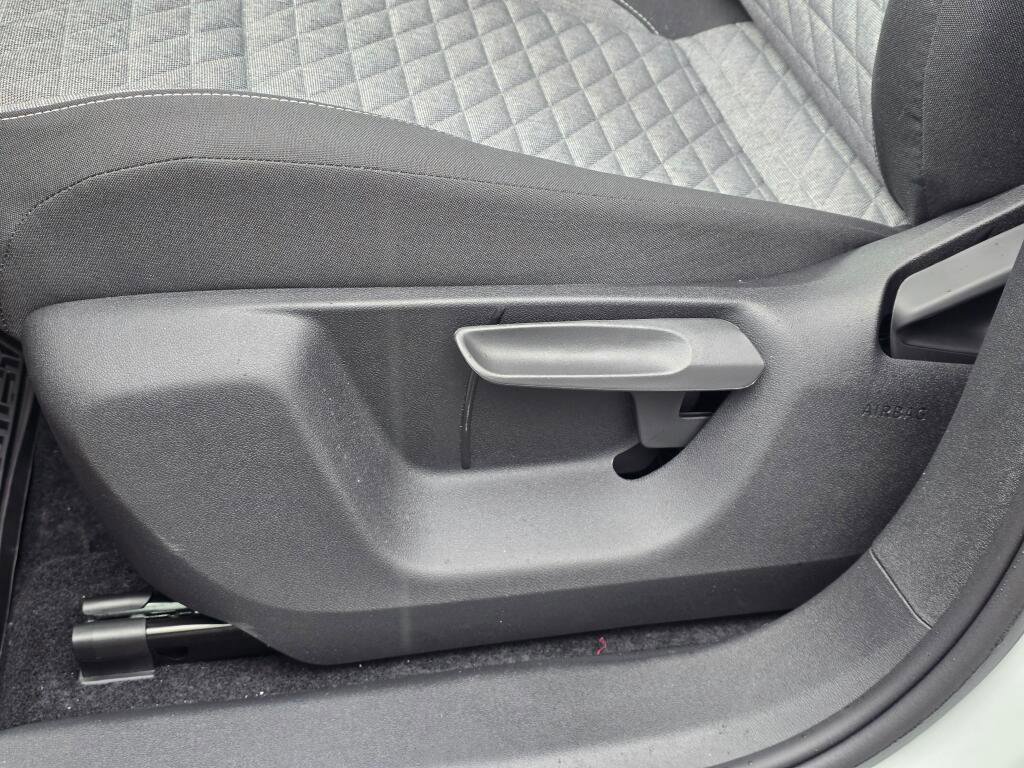 New 2026 Volkswagen Tiguan S image 21