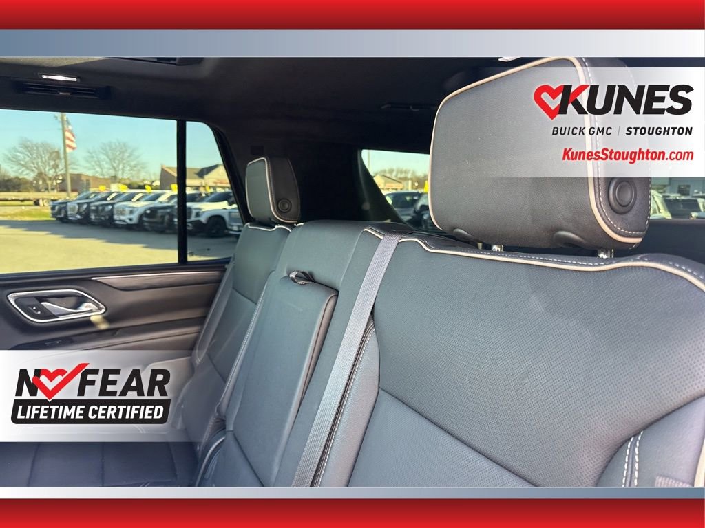 Used 2023 GMC Yukon SLT image 40