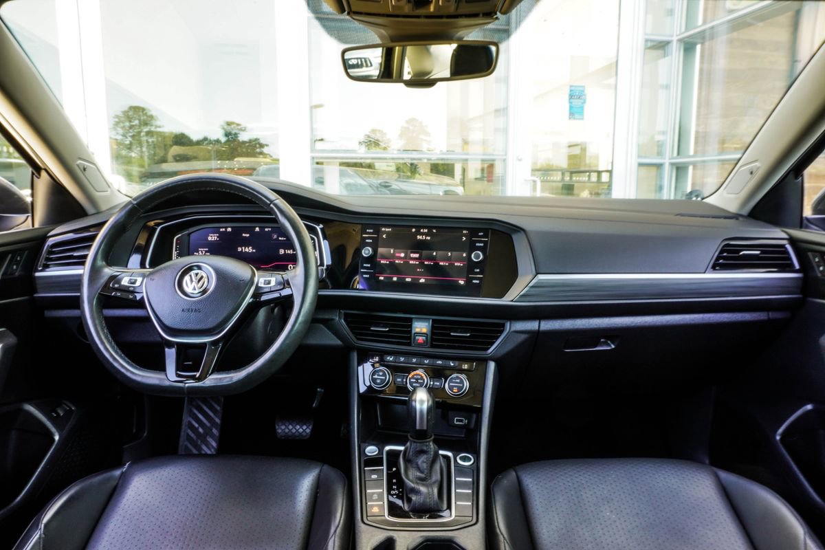 Used 2020 Volkswagen Jetta SEL FWD image 5