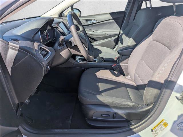 Used 2017 Chevrolet Cruze LT w/ Sun And Sound Package image 17