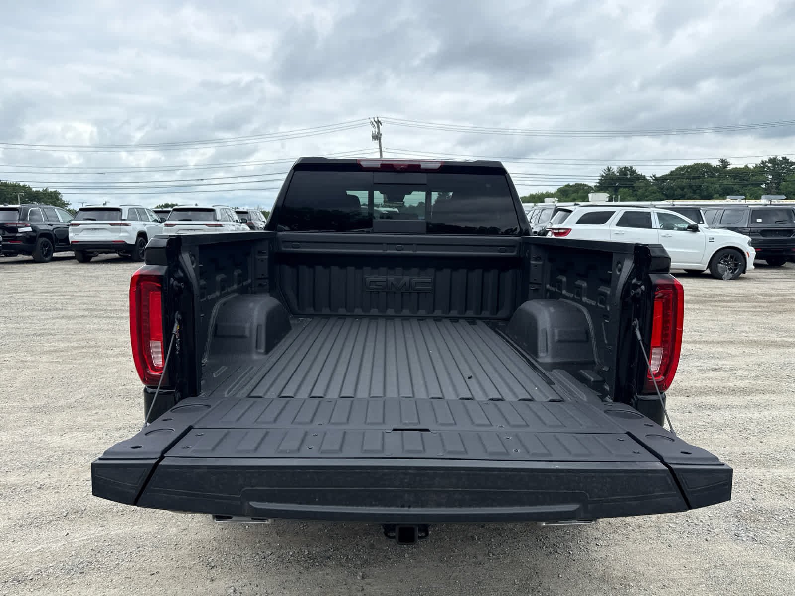 New 2026 GMC Sierra 1500 Denali w/ Denali Reserve Package AWD/4WD image 10