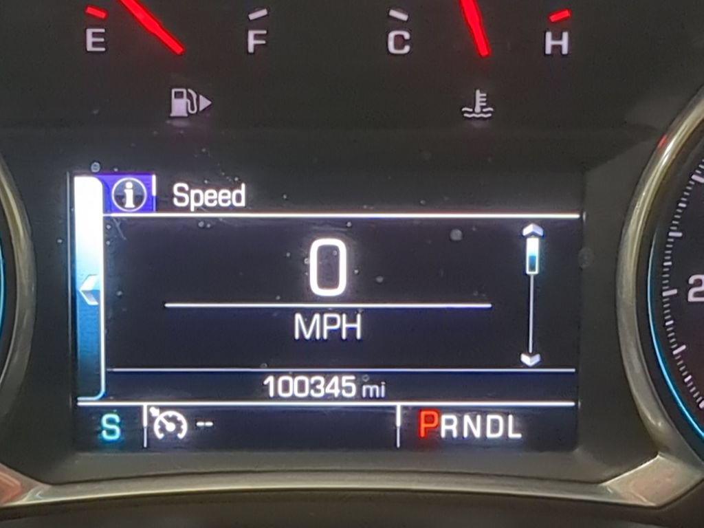 Used 2017 Chevrolet Malibu LT w/ Leather Package FWD image 38