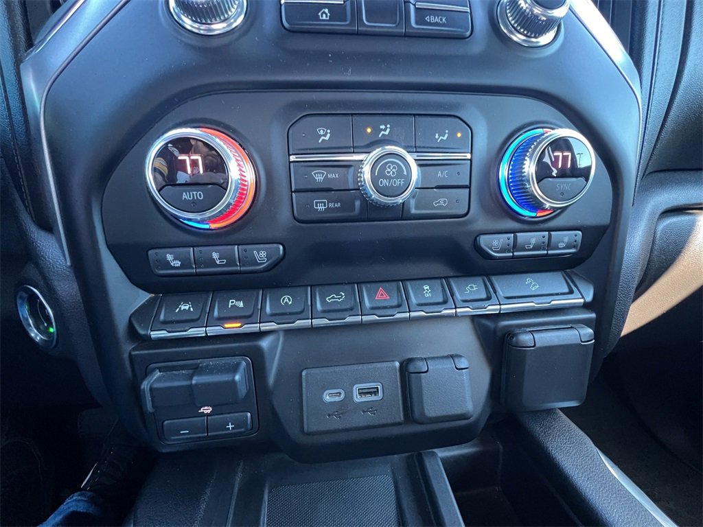 Used 2020 GMC Sierra 1500 SLT w/ SLT Premium Plus Package image 26