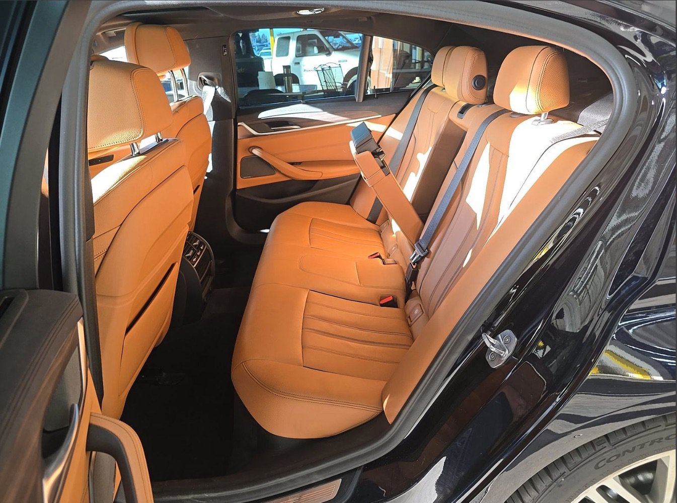 Used 2019 BMW M550i xDrive AWD/4WD image 8