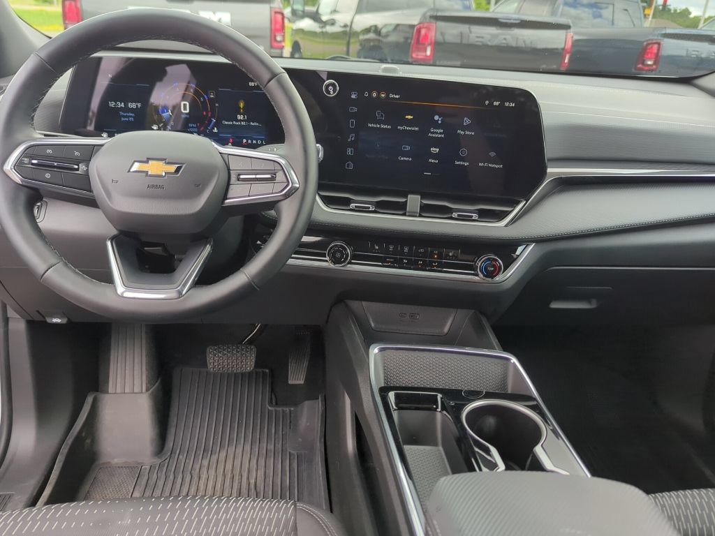 Used 2025 Chevrolet Equinox LT w/ Safety and Technology Package AWD/4WD image 31