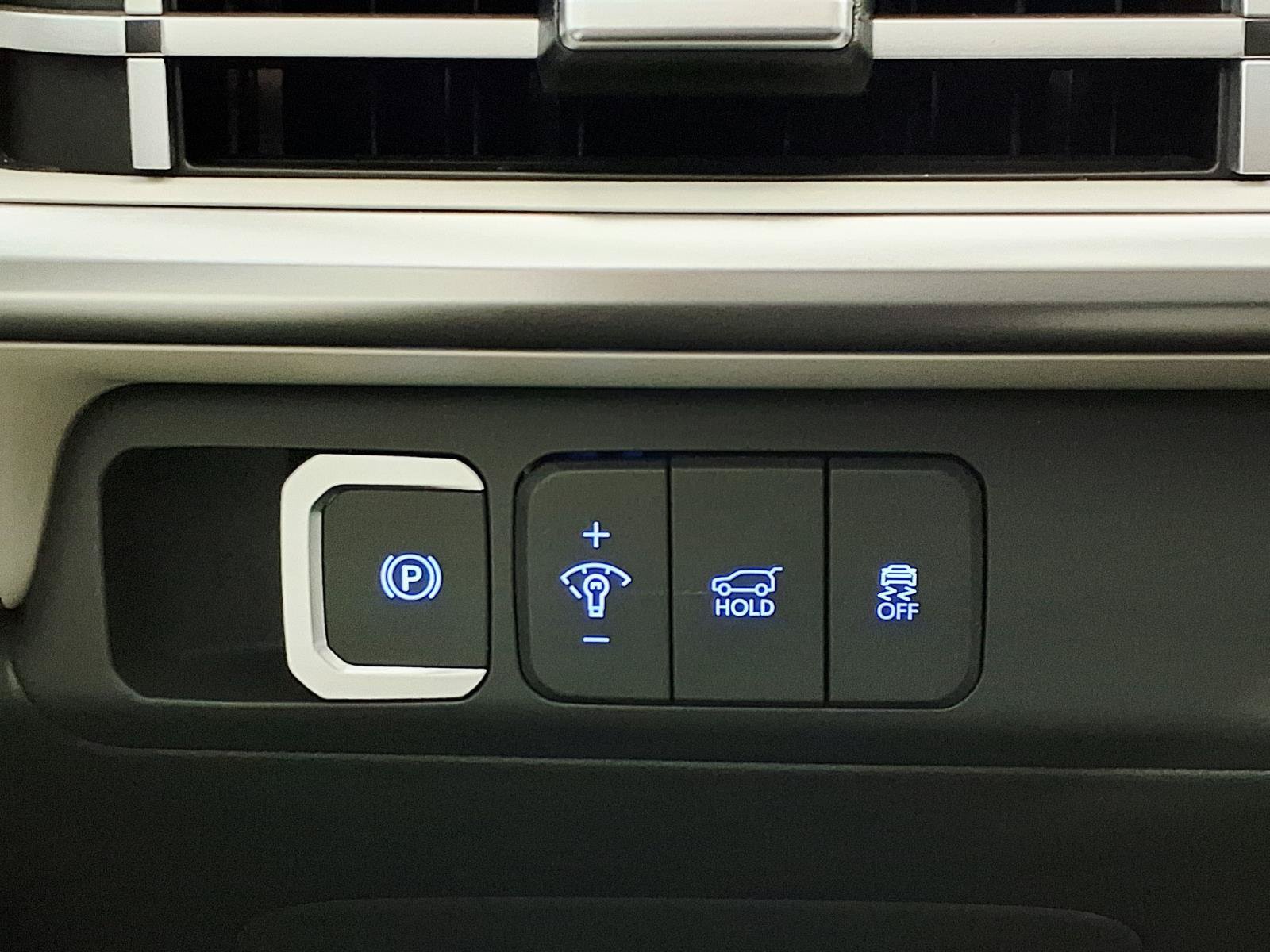 Certified 2026 Hyundai Santa Fe SE FWD image 22