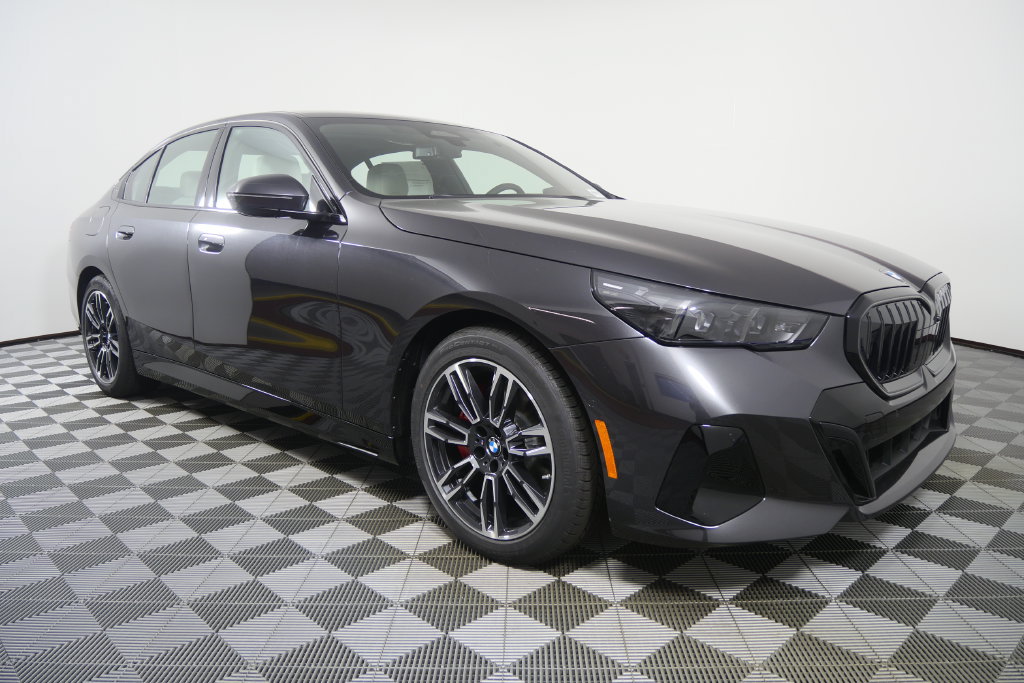New 2027 BMW 530i w/ M Sport Package RWD image 7
