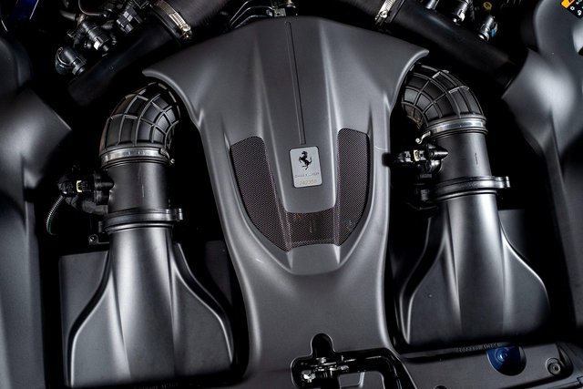 Used 2019 Ferrari Portofino image 16