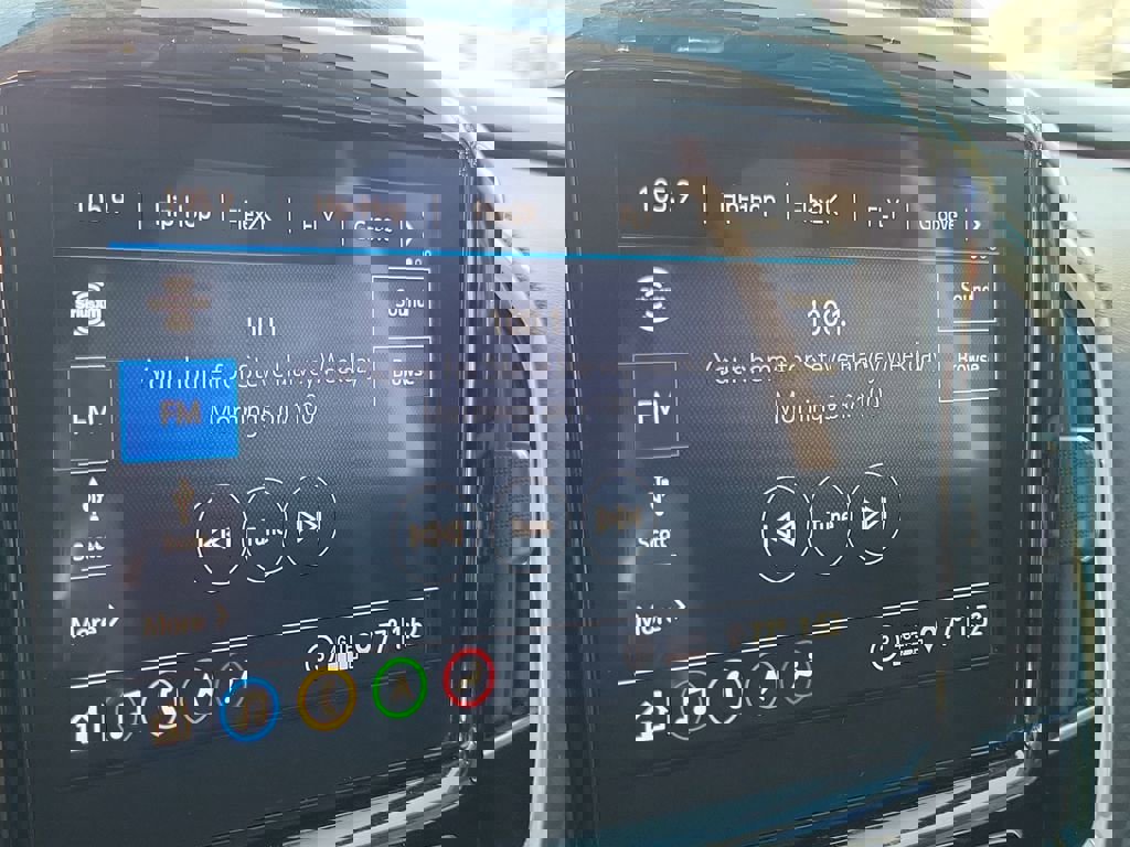 Used 2020 Chevrolet Traverse Premier w/ Redline Edition FWD image 28