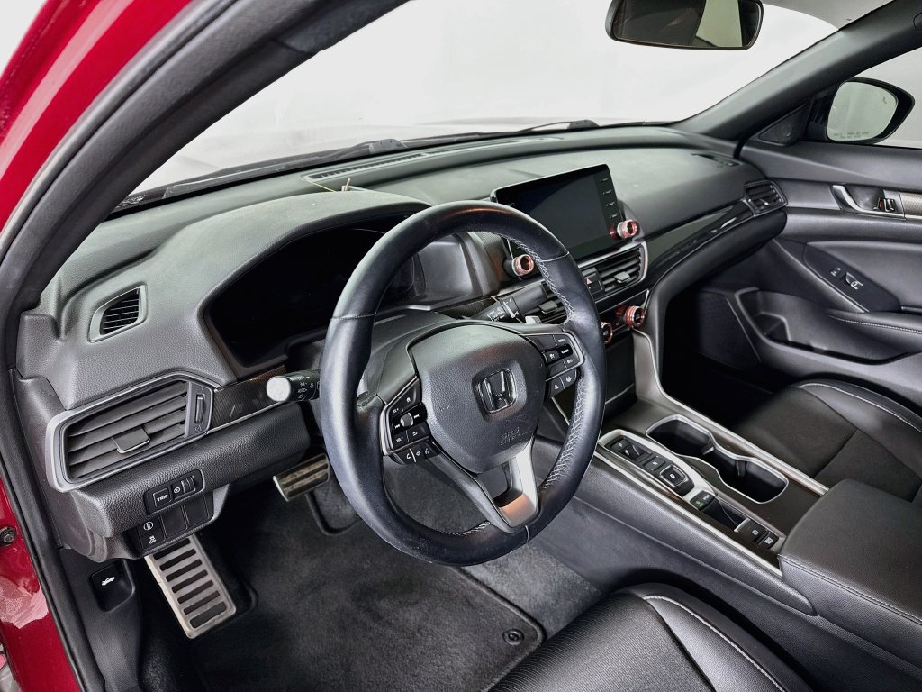 Used 2021 Honda Accord Sport image 4