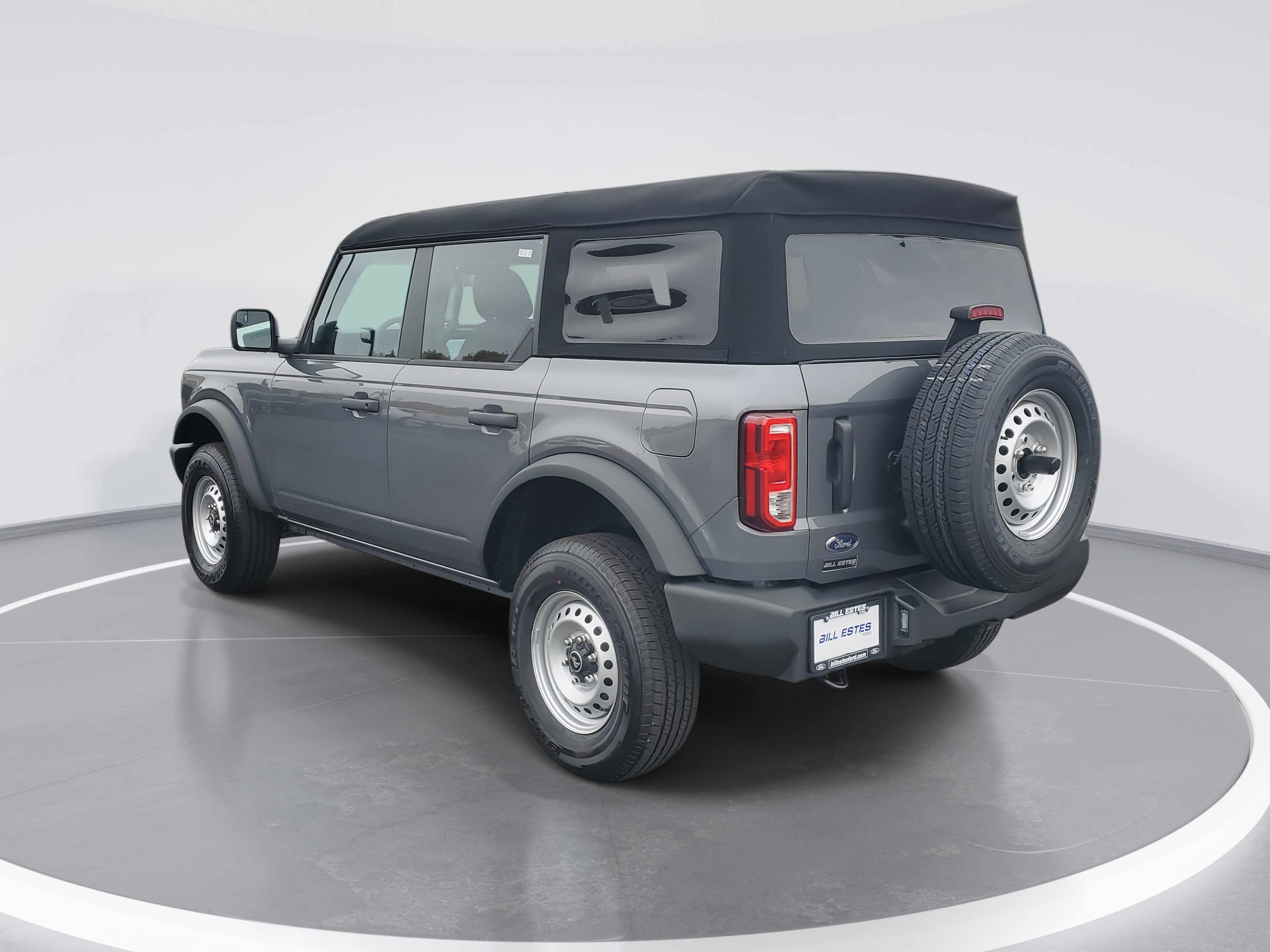 New 2025 Ford Bronco 4-Door image 4