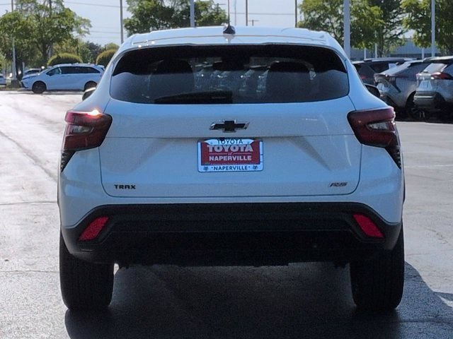 Used 2024 Chevrolet Trax RS w/ Driver Confidence Package FWD image 6