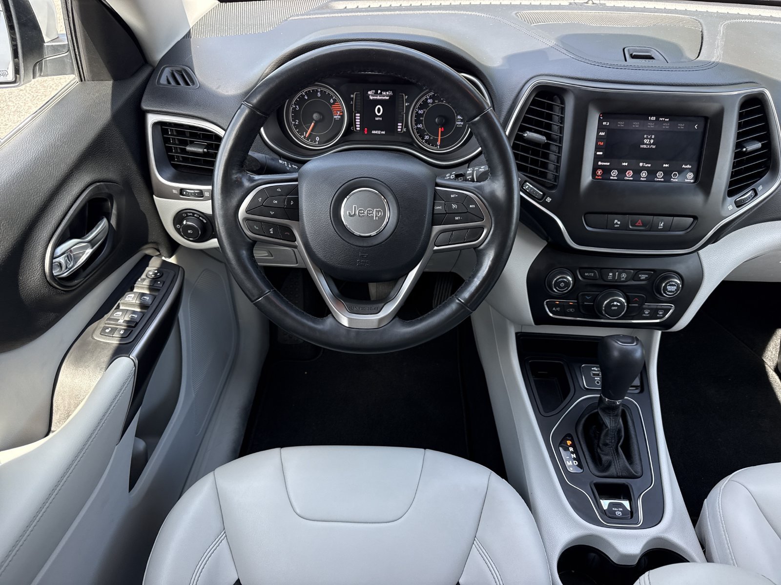 Used 2021 Jeep Cherokee Latitude Plus FWD image 13