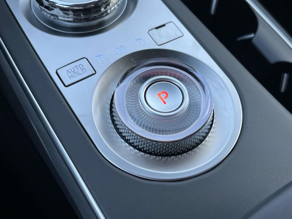 New 2025 Genesis Electrified GV70 Advanced w/ Prestige Package image 31