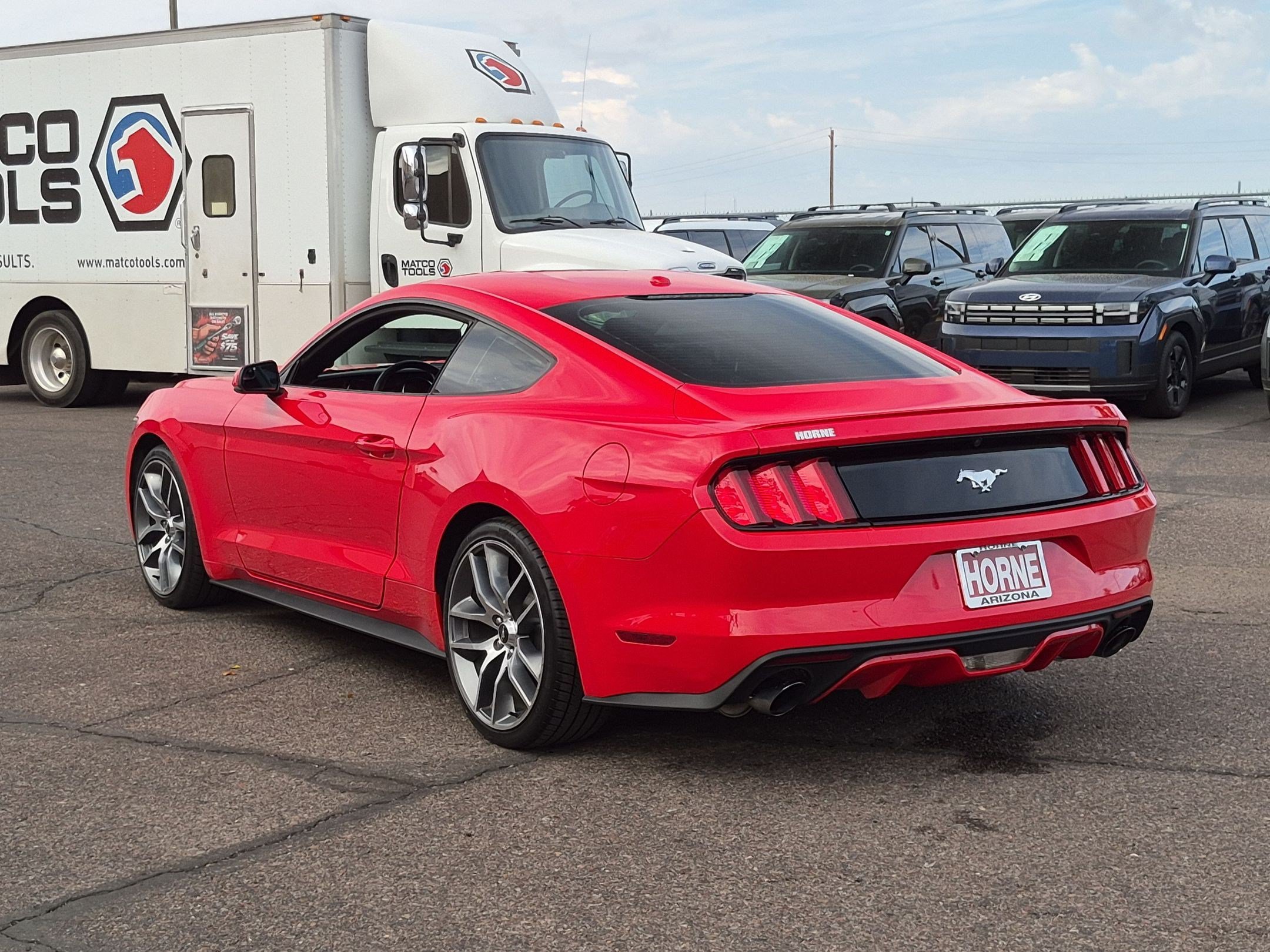 Used 2016 Ford Mustang Premium RWD image 8