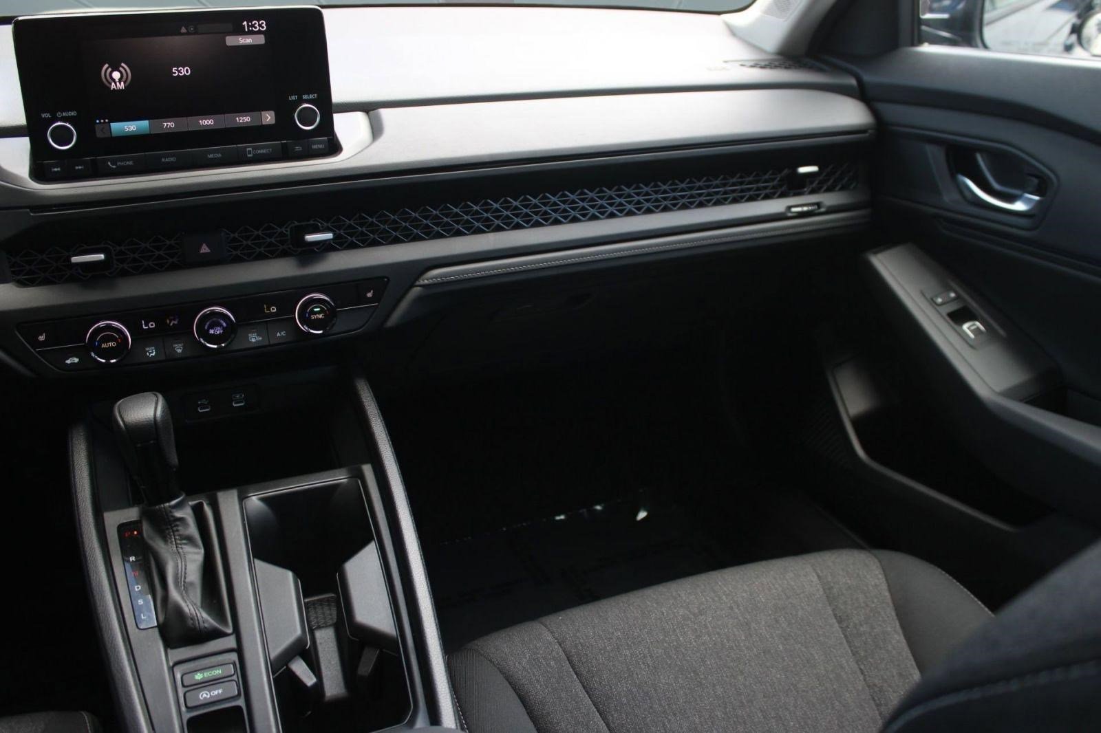 Used 2024 Honda Accord EX image 29