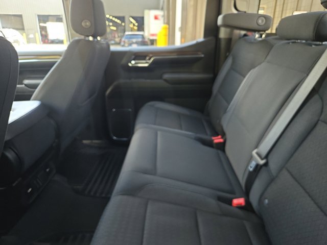 Used 2024 Chevrolet Silverado 1500 LT AWD/4WD image 23