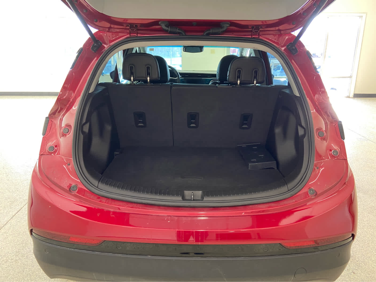 Used 2023 Chevrolet Bolt LT w/ Infotainment Package image 7