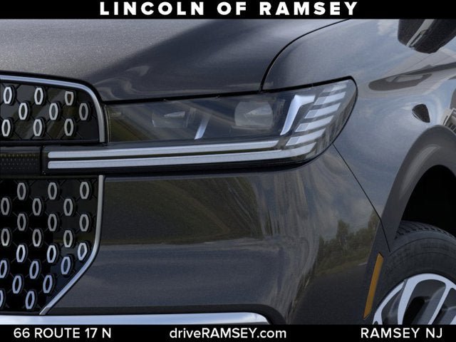 New 2026 Lincoln Navigator L Reserve AWD/4WD image 19