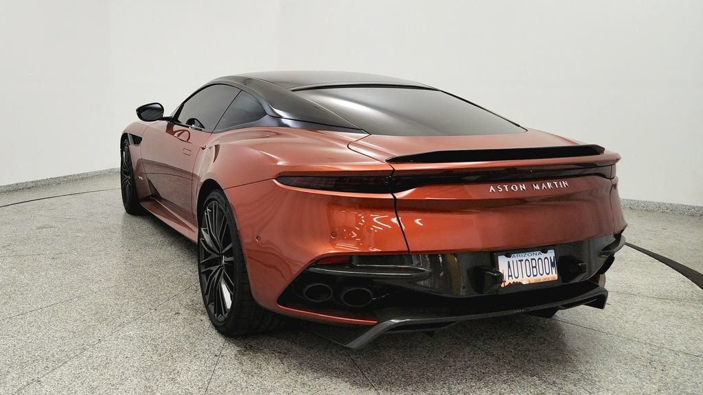 Used 2020 Aston Martin DBS Superleggera RWD image 4