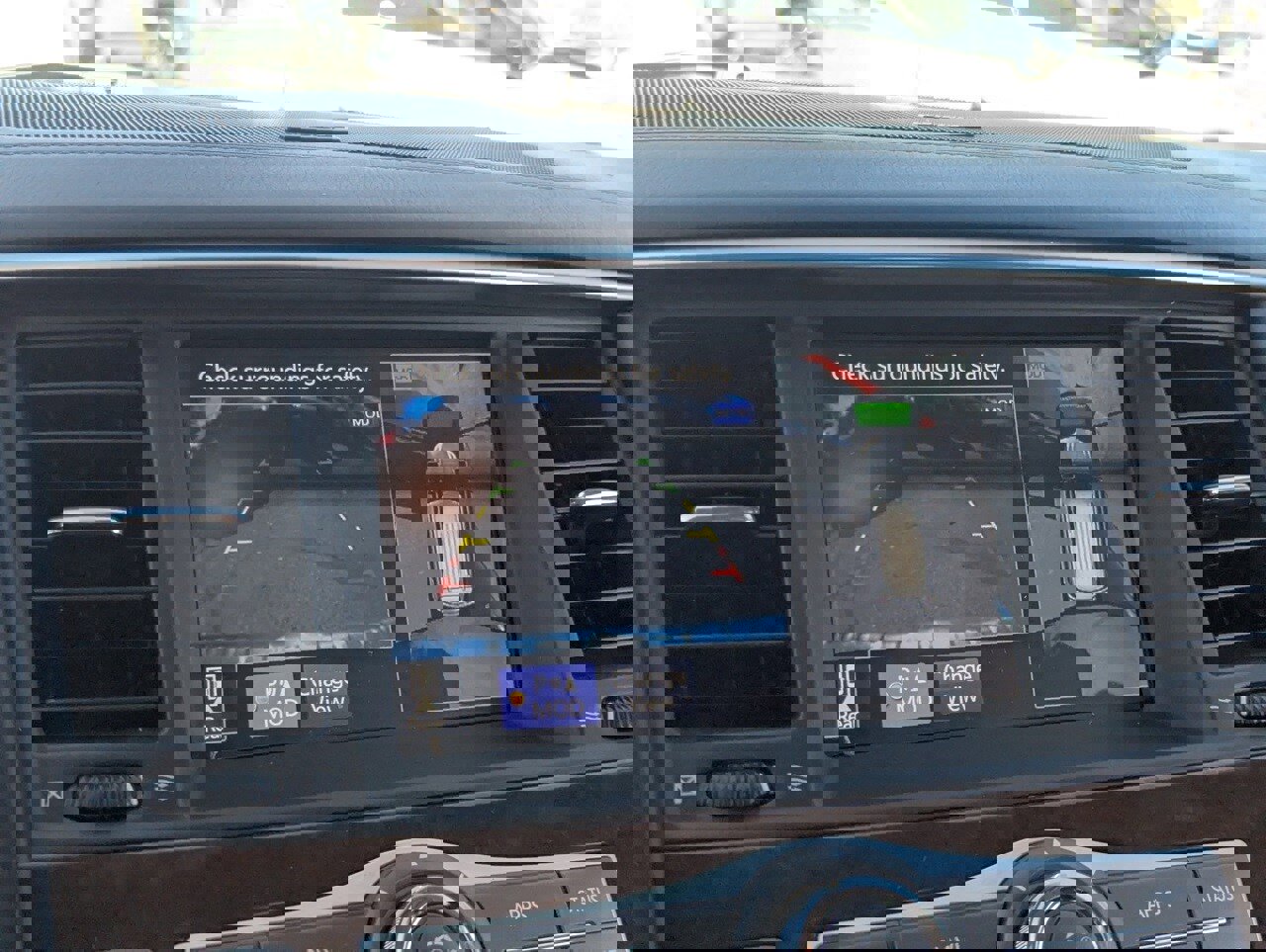 Used 2018 INFINITI QX80 Limited w/ All Season Package image 24