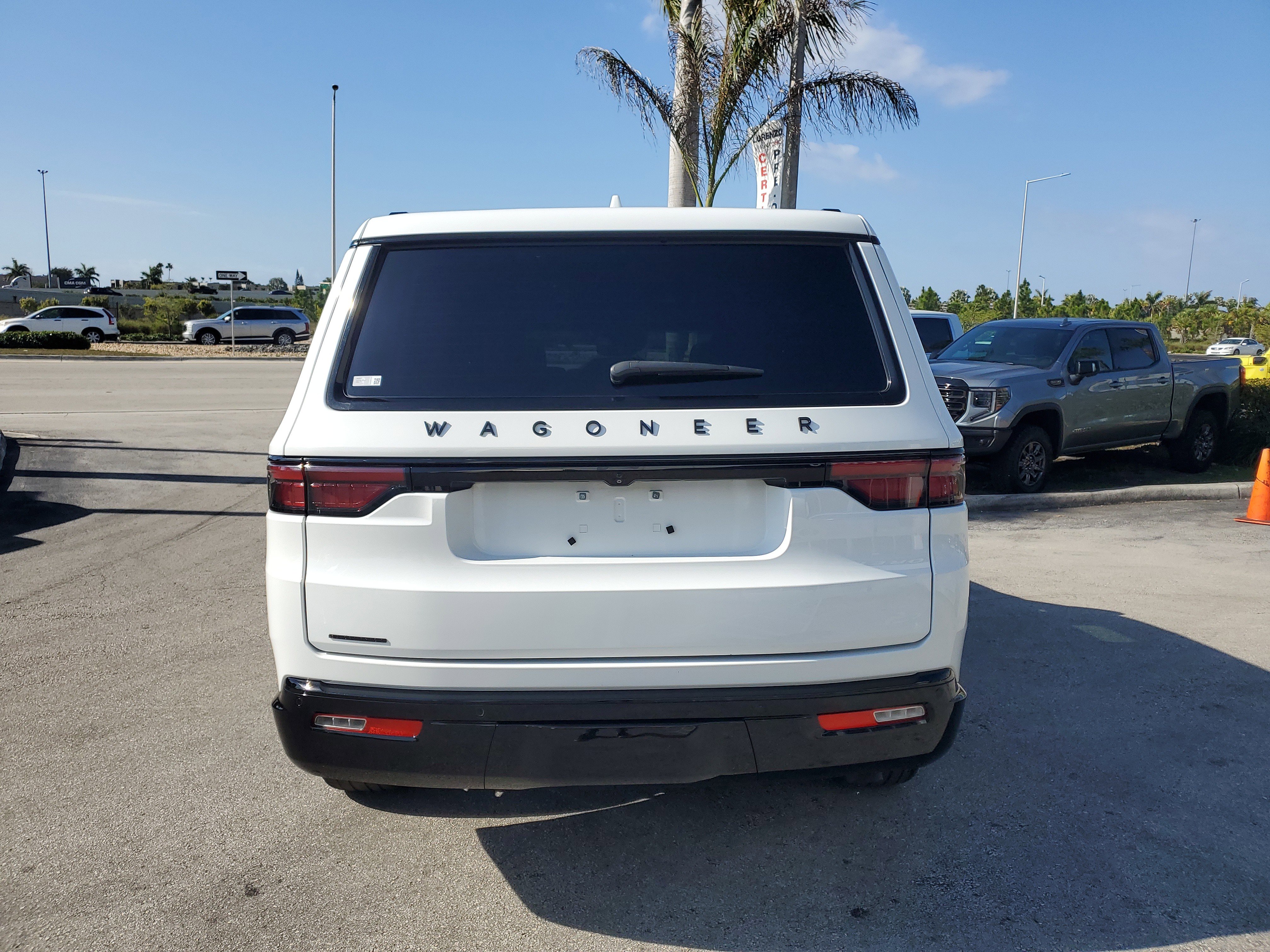 Used 2023 Jeep Wagoneer Series II image 6