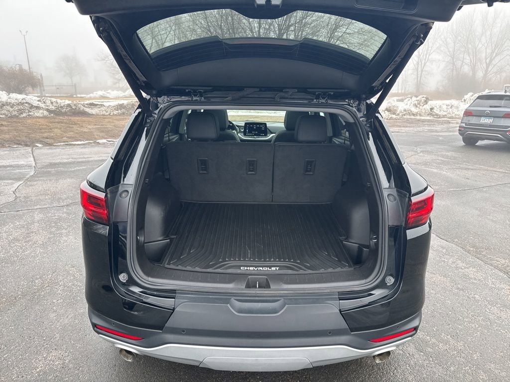 Used 2024 Chevrolet Blazer LT w/ Sound & Technology Package image 36