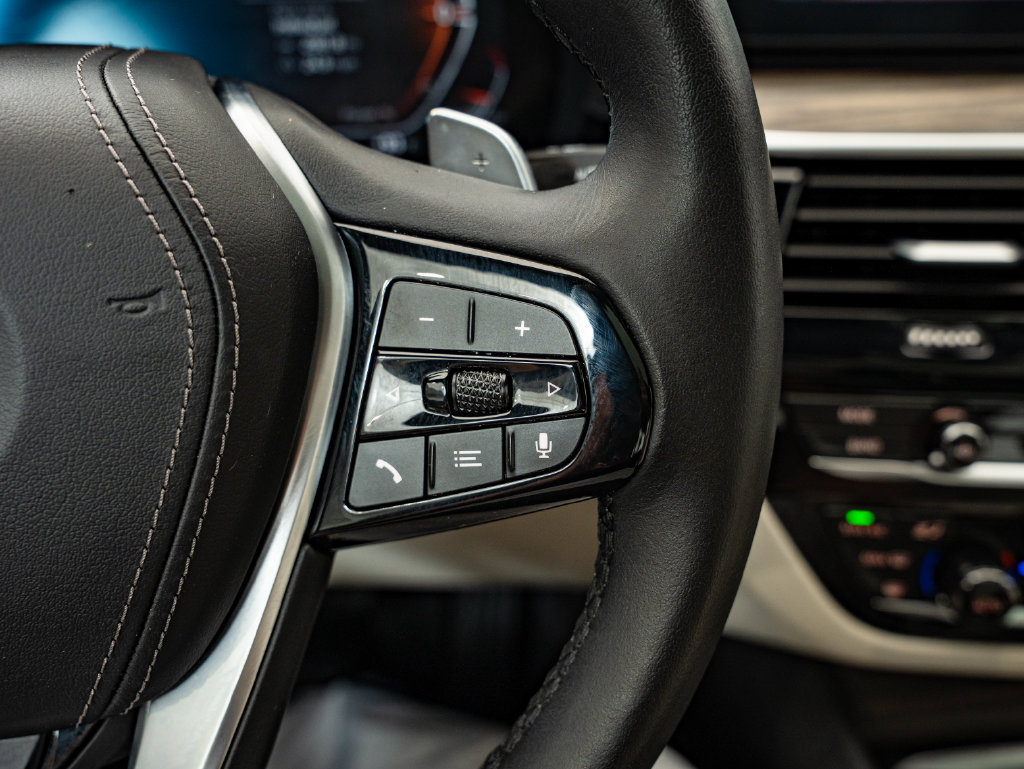 Used 2023 BMW 540i xDrive w/ Executive Package AWD/4WD image 29