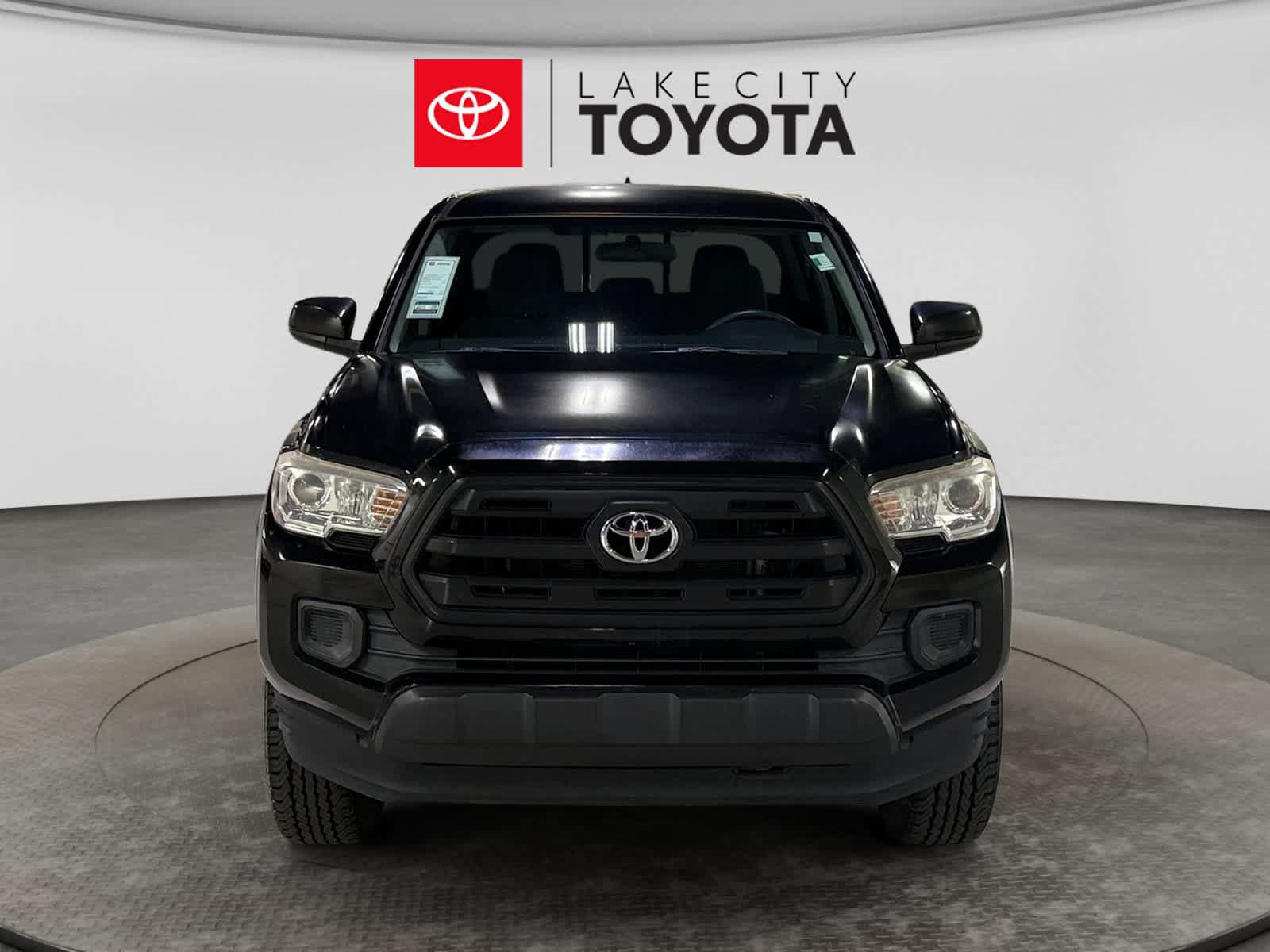 Used 2016 Toyota Tacoma SR RWD image 14