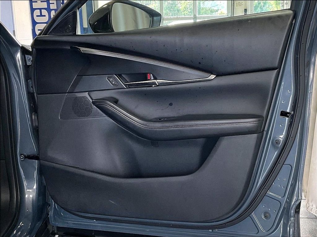 Used 2025 MAZDA CX-30 AWD 2.5 S w/ Preferred Package image 12