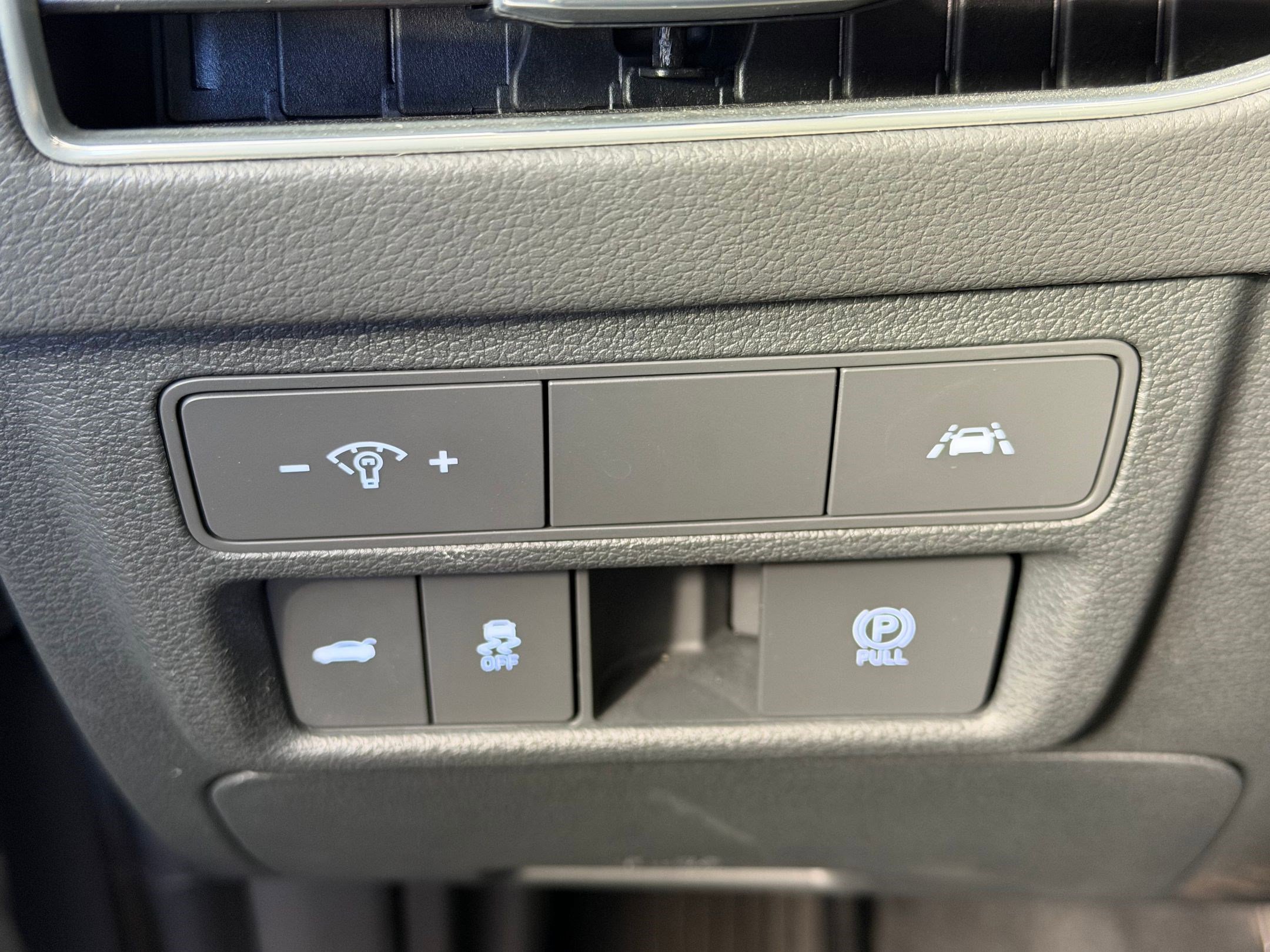 Used 2023 Hyundai Sonata Limited image 15