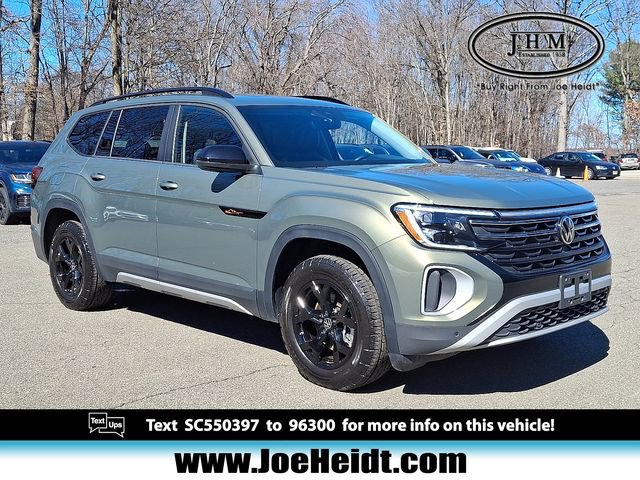 Certified 2025 Volkswagen Atlas Peak Edition SE AWD/4WD image 1