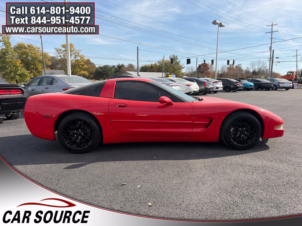 Used 1999 Chevrolet Corvette Coupe w/ Performance Handling Pkg RWD image 4