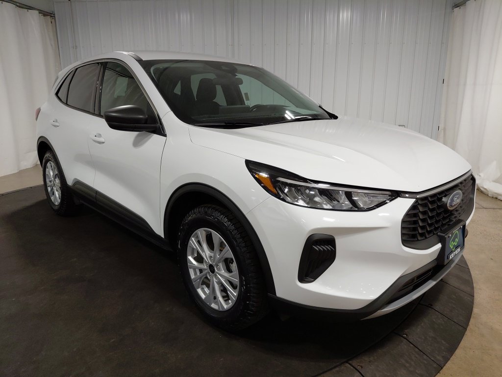 Used 2024 Ford Escape Active w/ Tech Pack #1 AWD/4WD image 11