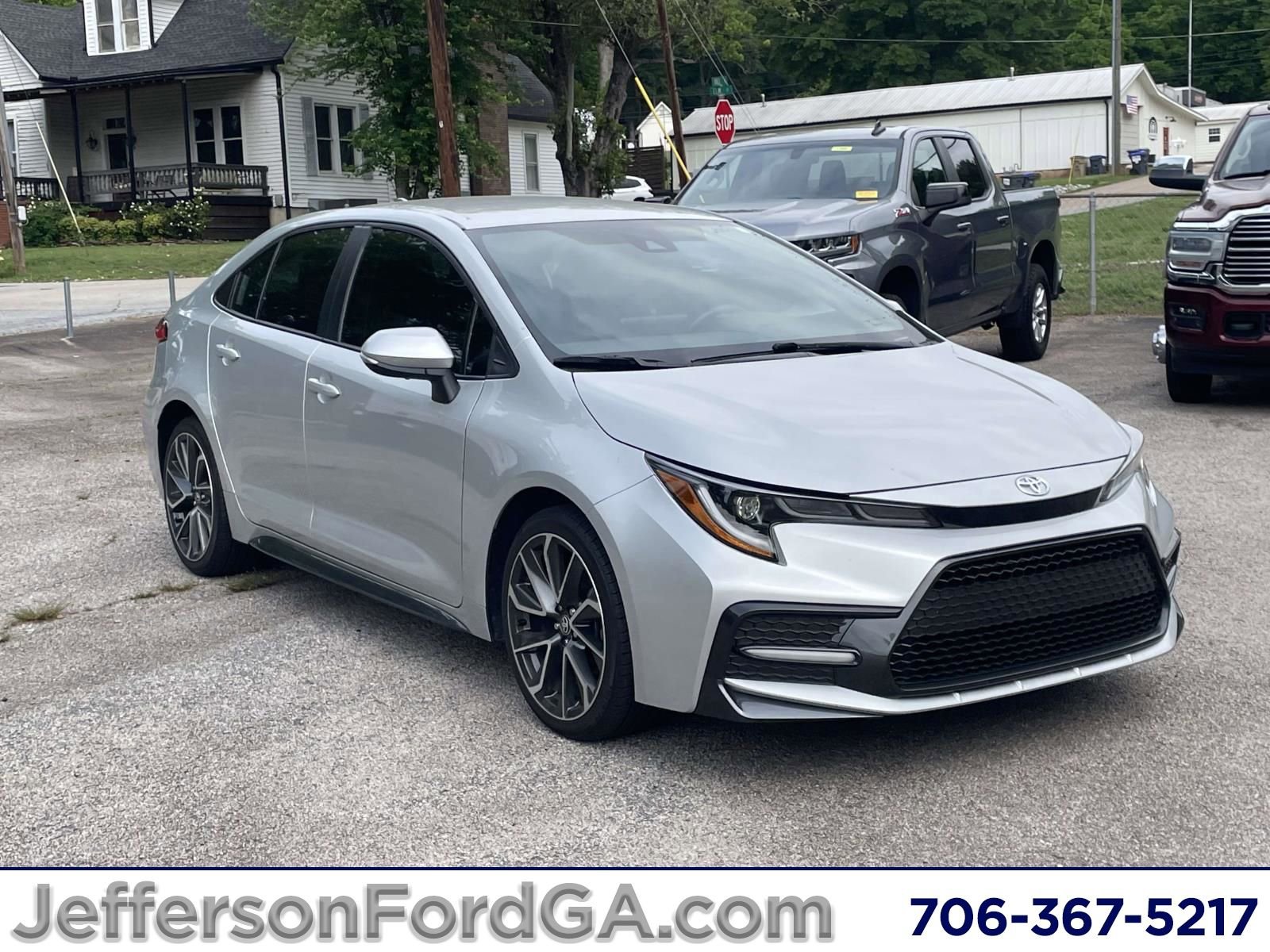 Used 2022 Toyota Corolla SE FWD image 1