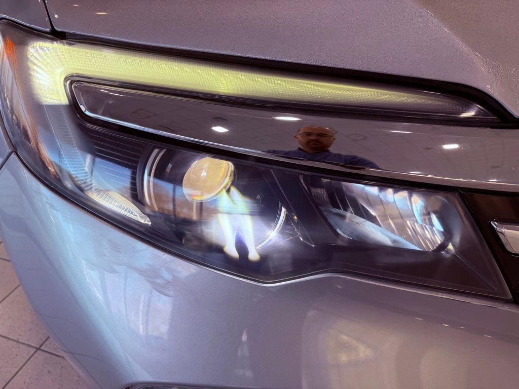 Used 2017 Honda Pilot Elite image 19