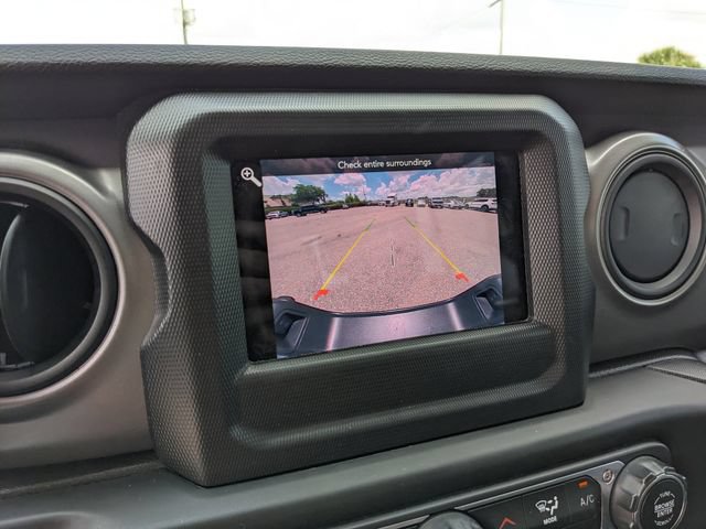 Used 2021 Jeep Gladiator Sport AWD/4WD image 28