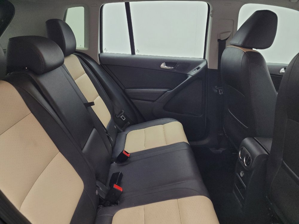 Used 2017 Volkswagen Tiguan S FWD image 19