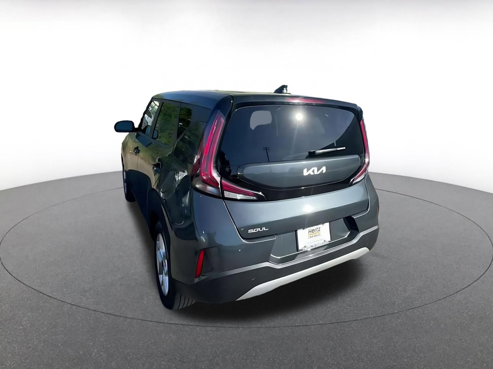 Used 2025 Kia Soul LX w/ LX Technology Package image 16